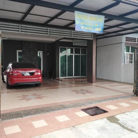 Farisha Homestay Алор-Сетар Экстерьер фото
